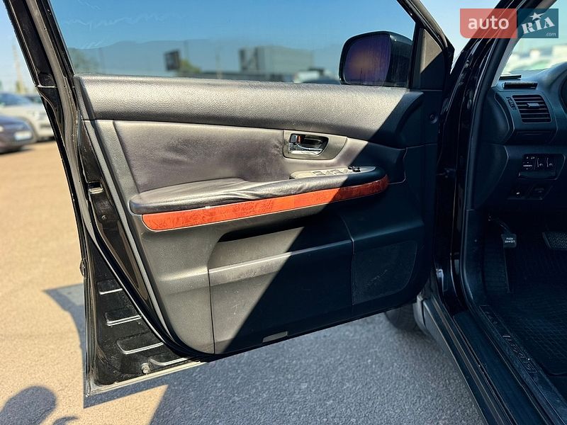 Внедорожник / Кроссовер Lexus RX 2005 в Киеве
