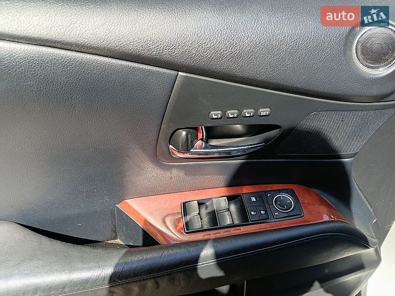 Внедорожник / Кроссовер Lexus RX 2010 в Киеве