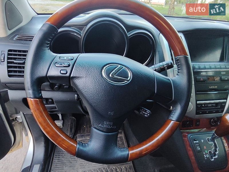 Внедорожник / Кроссовер Lexus RX 2004 в Коростышеве