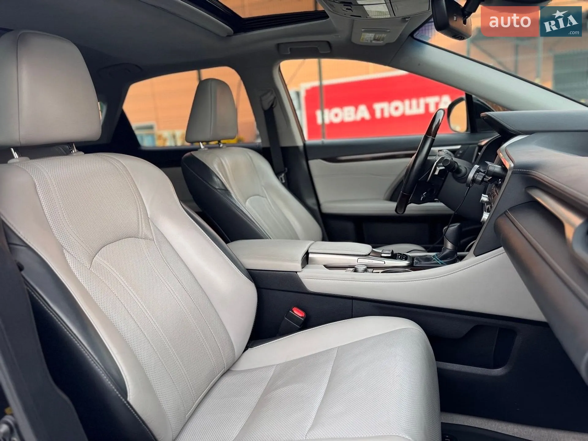 2018 Lexus RX - мініатюра 13