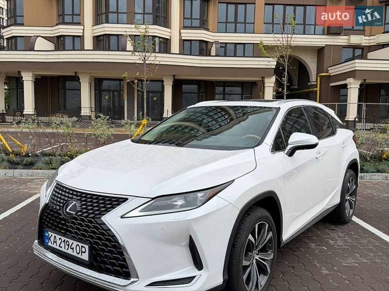 Lexus RX 2021