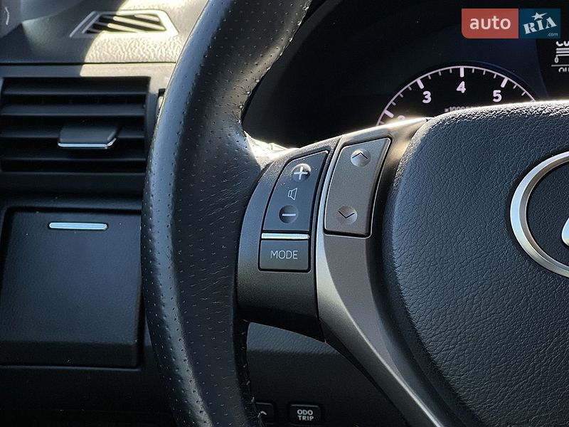 Позашляховик / Кросовер Lexus RX 2015 в Львові