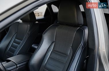 Внедорожник / Кроссовер Lexus RX 2020 в Луцке