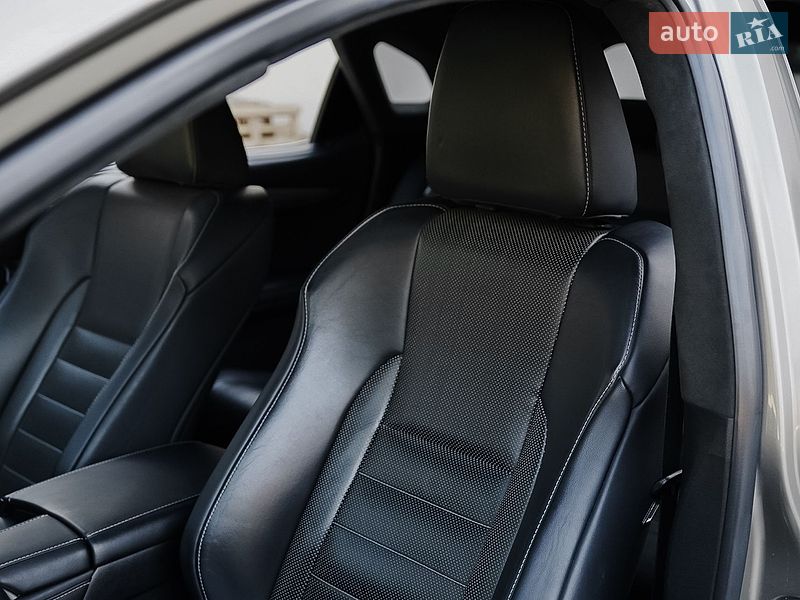 Внедорожник / Кроссовер Lexus RX 2020 в Луцке
