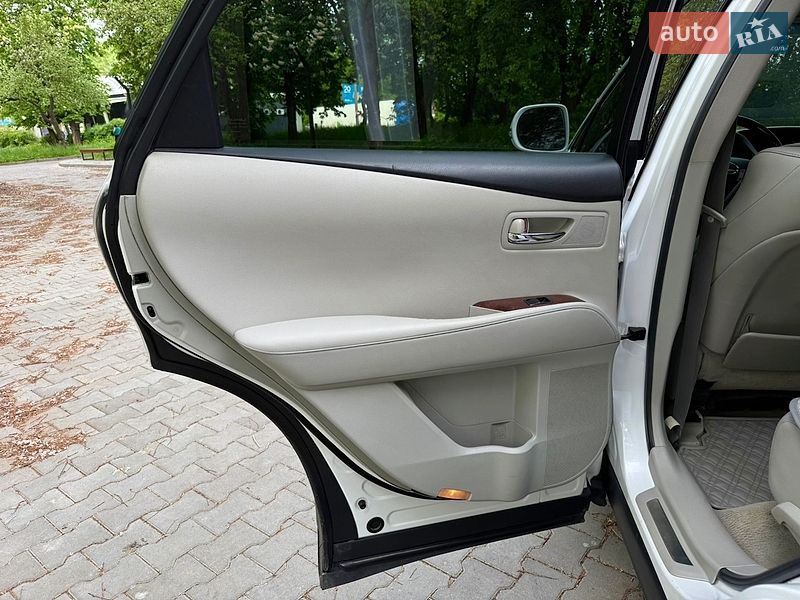 Внедорожник / Кроссовер Lexus RX 2010 в Тернополе