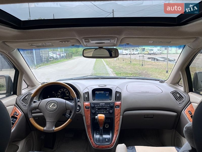 Внедорожник / Кроссовер Lexus RX 2002 в Львове