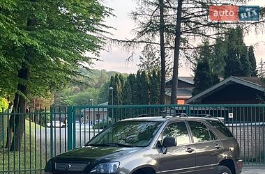 Внедорожник / Кроссовер Lexus RX 2002 в Львове