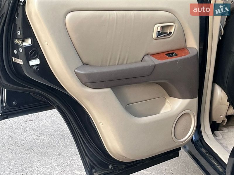 Внедорожник / Кроссовер Lexus RX 2002 в Львове