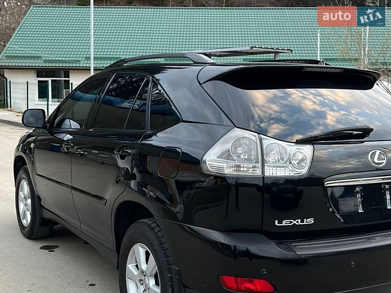 Внедорожник / Кроссовер Lexus RX 2004 в Верховине