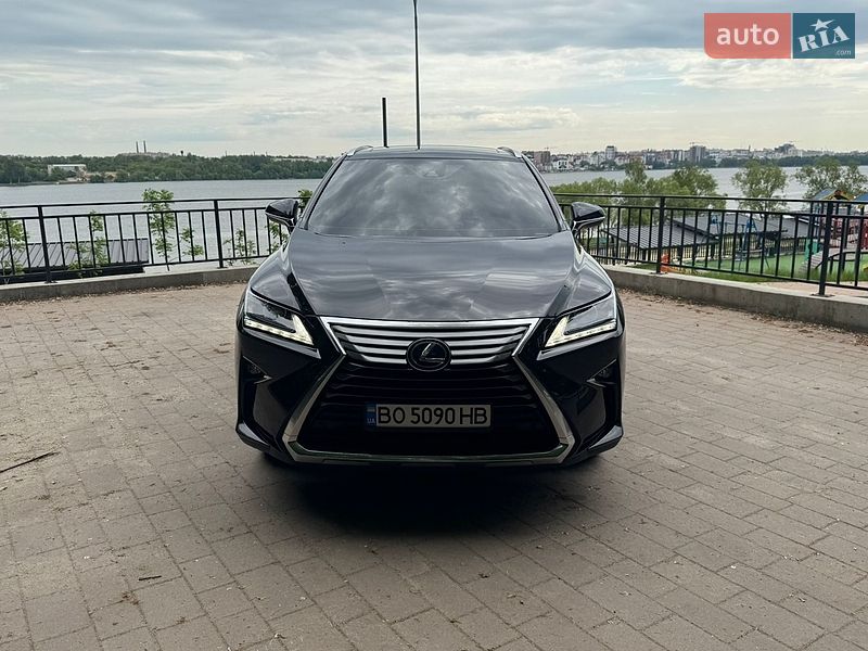 Внедорожник / Кроссовер Lexus RX 2018 в Тернополе