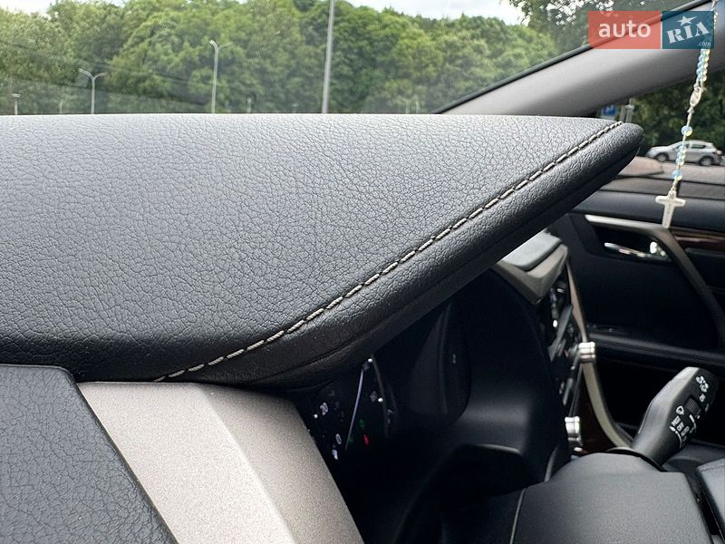 Внедорожник / Кроссовер Lexus RX 2018 в Тернополе