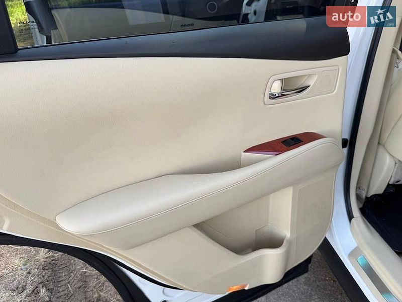 Позашляховик / Кросовер Lexus RX 2011 в Києві