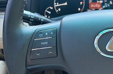 Позашляховик / Кросовер Lexus RX 2011 в Києві