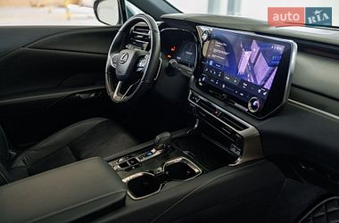 Внедорожник / Кроссовер Lexus RX 2023 в Черновцах