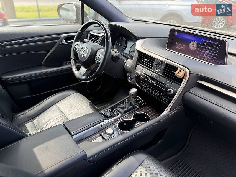 Позашляховик / Кросовер Lexus RX 2017 в Львові