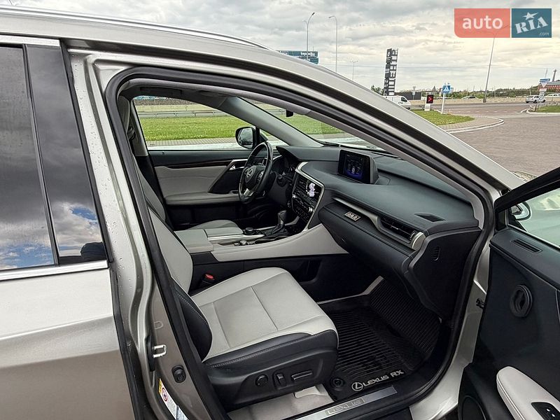 Позашляховик / Кросовер Lexus RX 2018 в Києві фото 12 Позашляховик / Кросовер Lexus RX 2018 в Києві