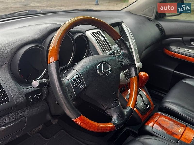Внедорожник / Кроссовер Lexus RX 2006 в Днепре