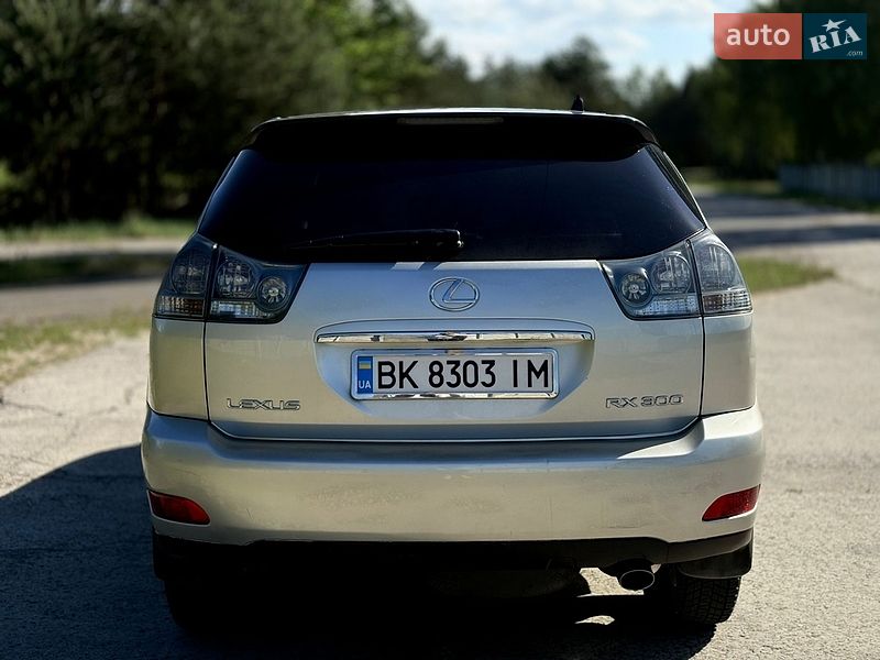 Позашляховик / Кросовер Lexus RX 2005 в Вараші