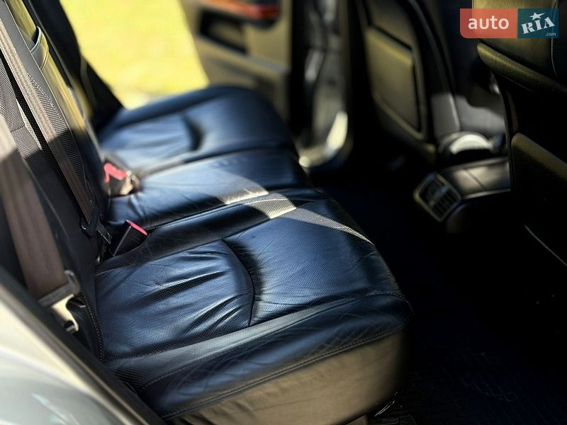 Позашляховик / Кросовер Lexus RX 2005 в Вараші