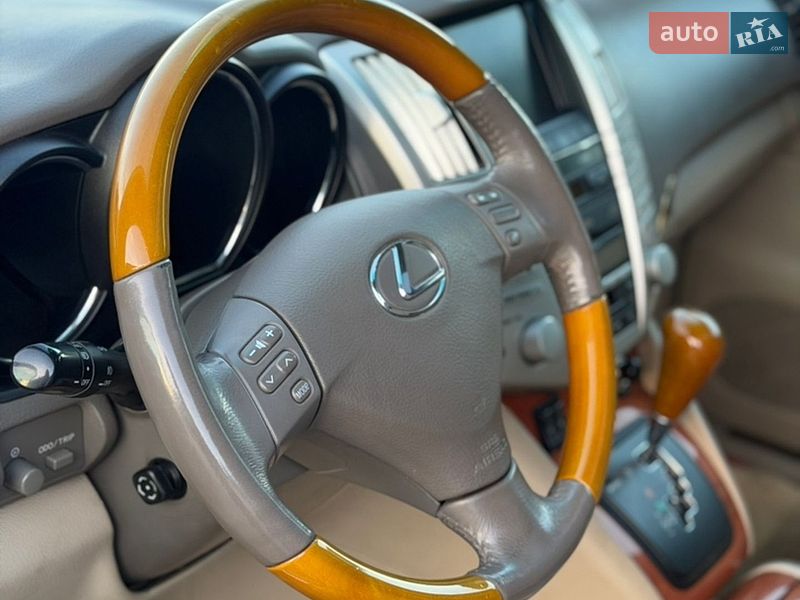 Позашляховик / Кросовер Lexus RX 2006 в Вінниці