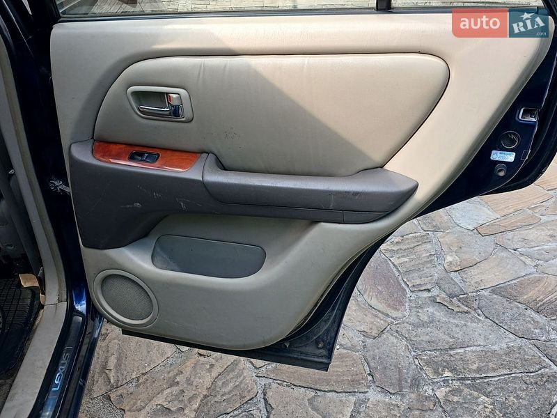 Внедорожник / Кроссовер Lexus RX 2001 в Днепре
