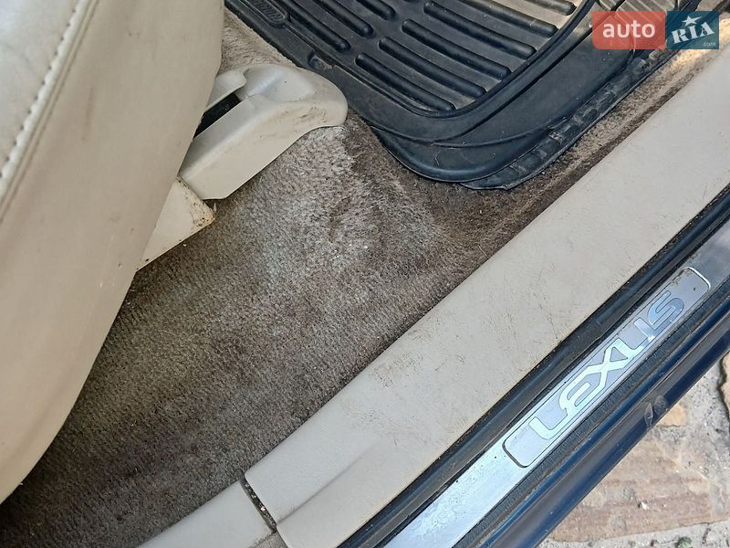 Внедорожник / Кроссовер Lexus RX 2001 в Днепре