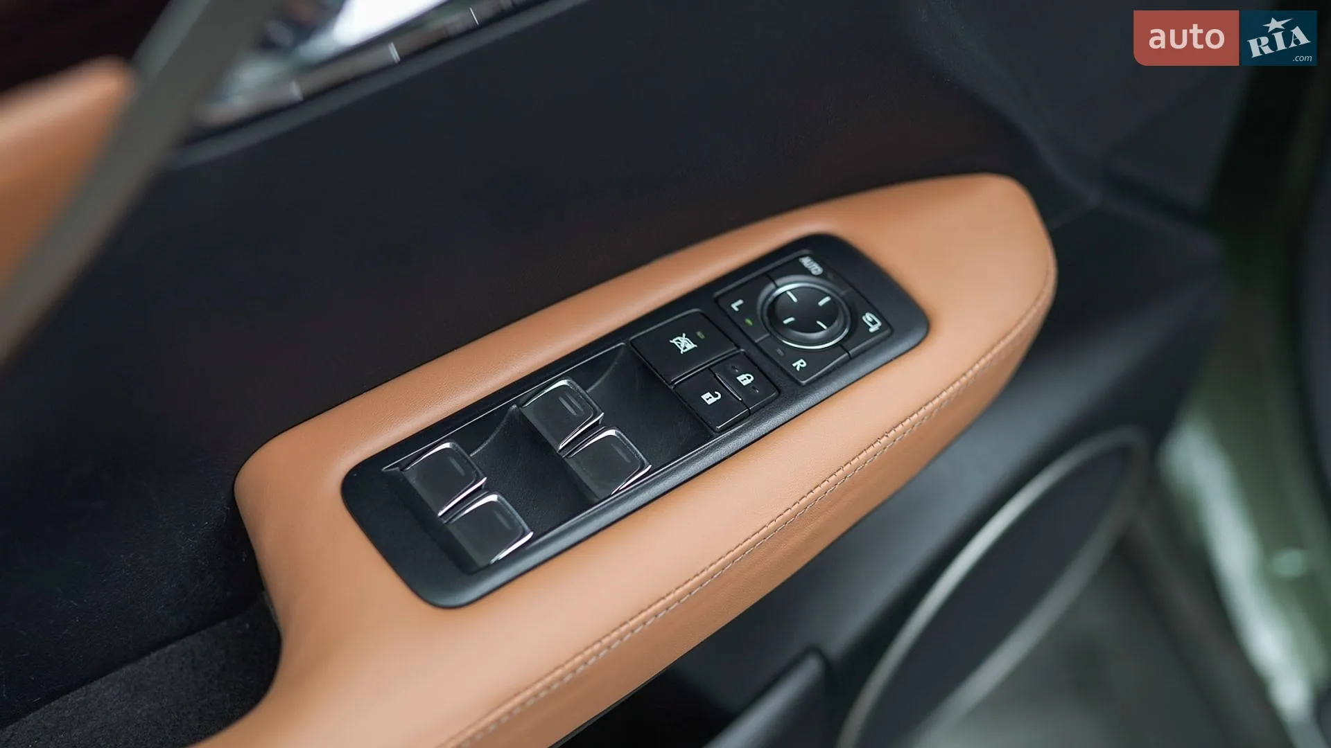 2019 Lexus RX - мініатюра 17