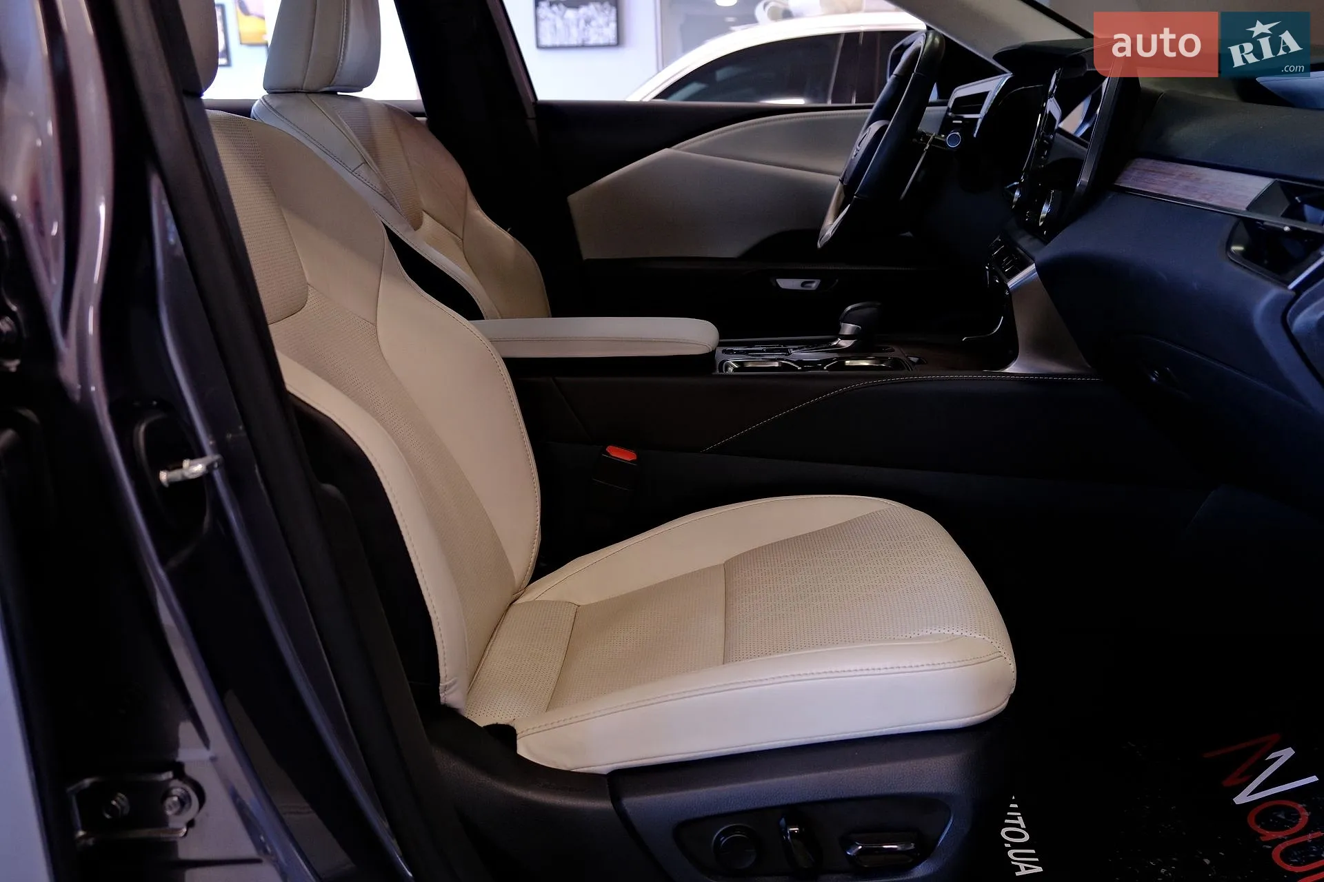 2023 Lexus RX - мініатюра 38