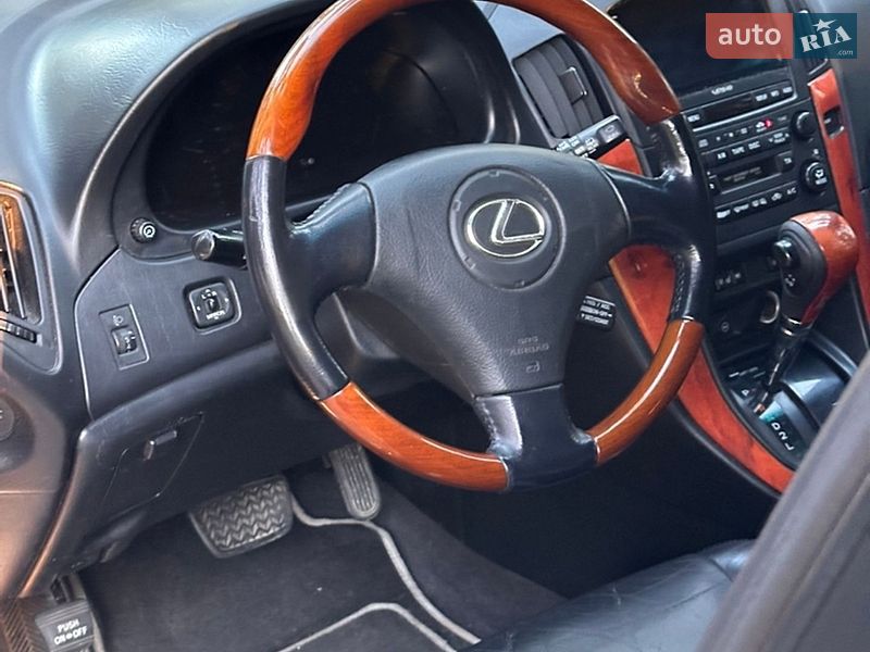 Внедорожник / Кроссовер Lexus RX 2003 в Киеве