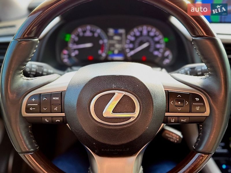 Внедорожник / Кроссовер Lexus RX 2017 в Киеве