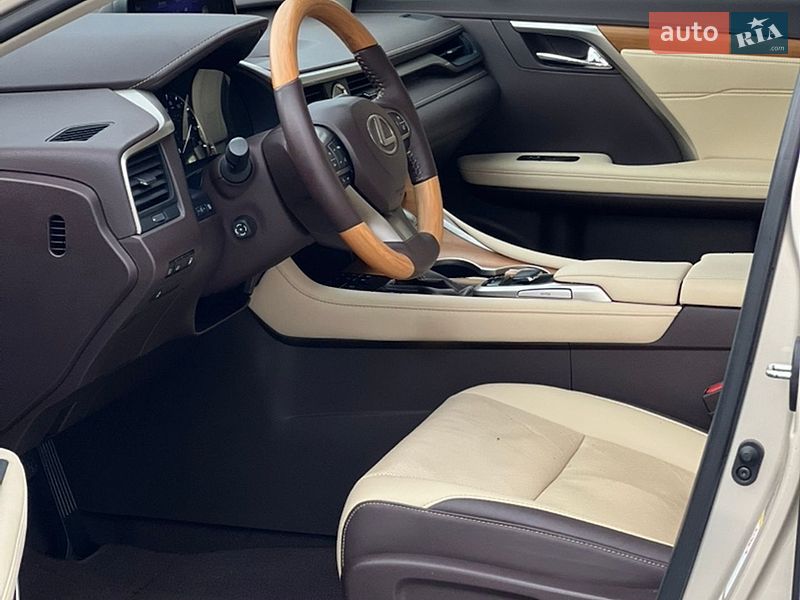 Внедорожник / Кроссовер Lexus RX 2018 в Киеве