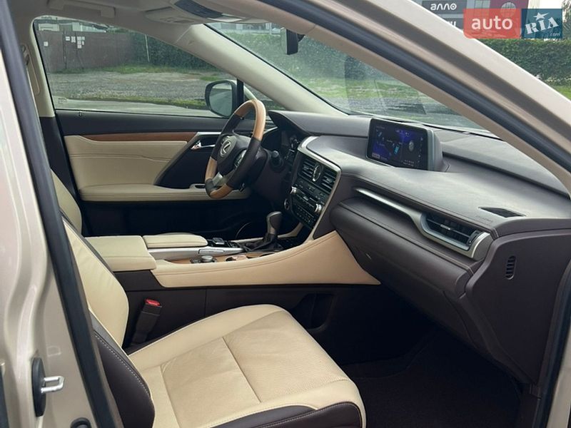 Внедорожник / Кроссовер Lexus RX 2018 в Киеве