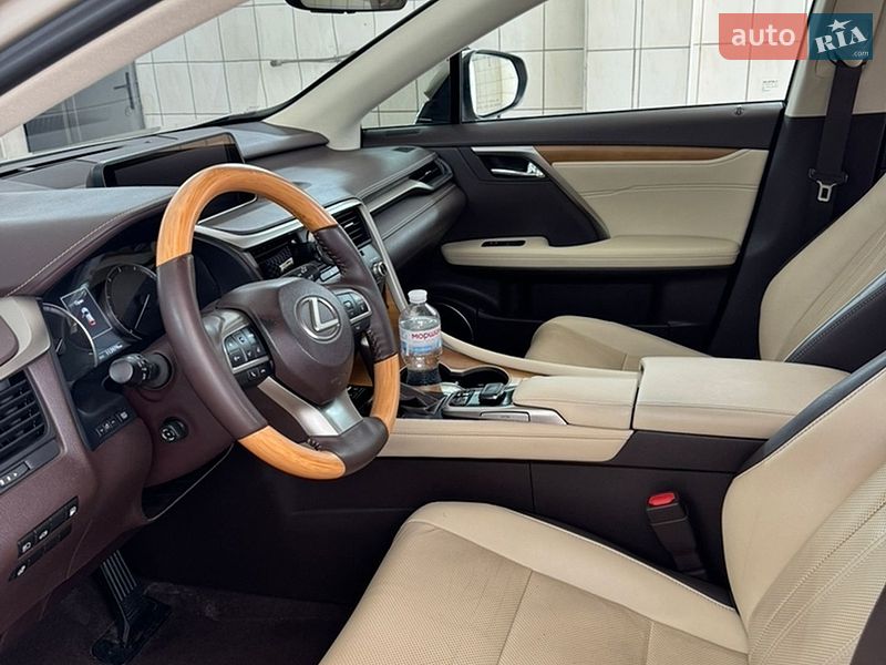 Внедорожник / Кроссовер Lexus RX 2018 в Киеве