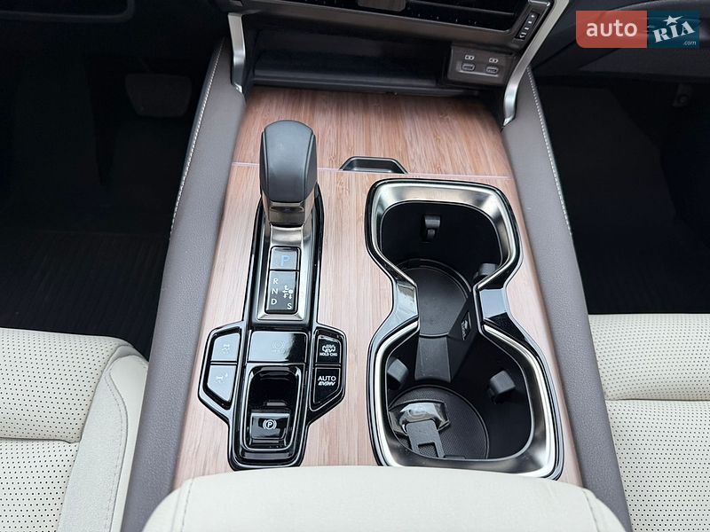 Позашляховик / Кросовер Lexus RX 2025 в Києві