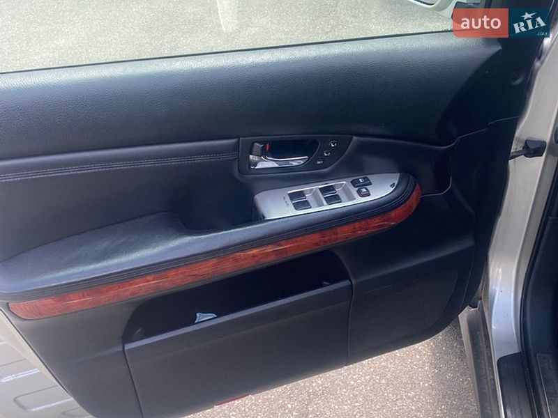Позашляховик / Кросовер Lexus RX 2004 в Києві