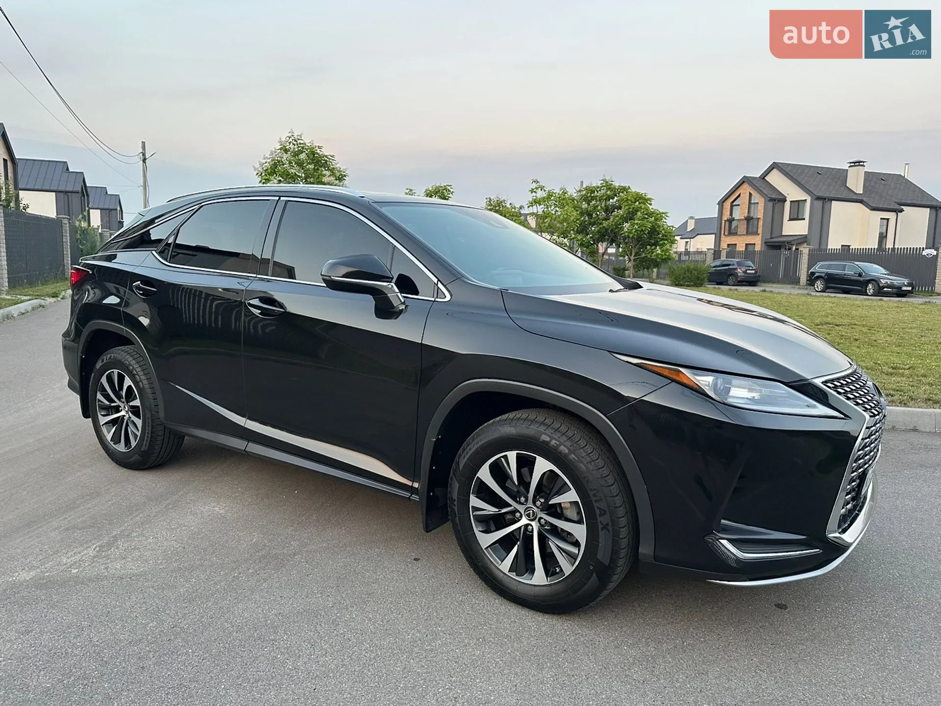 2020 Lexus RX - мініатюра 3
