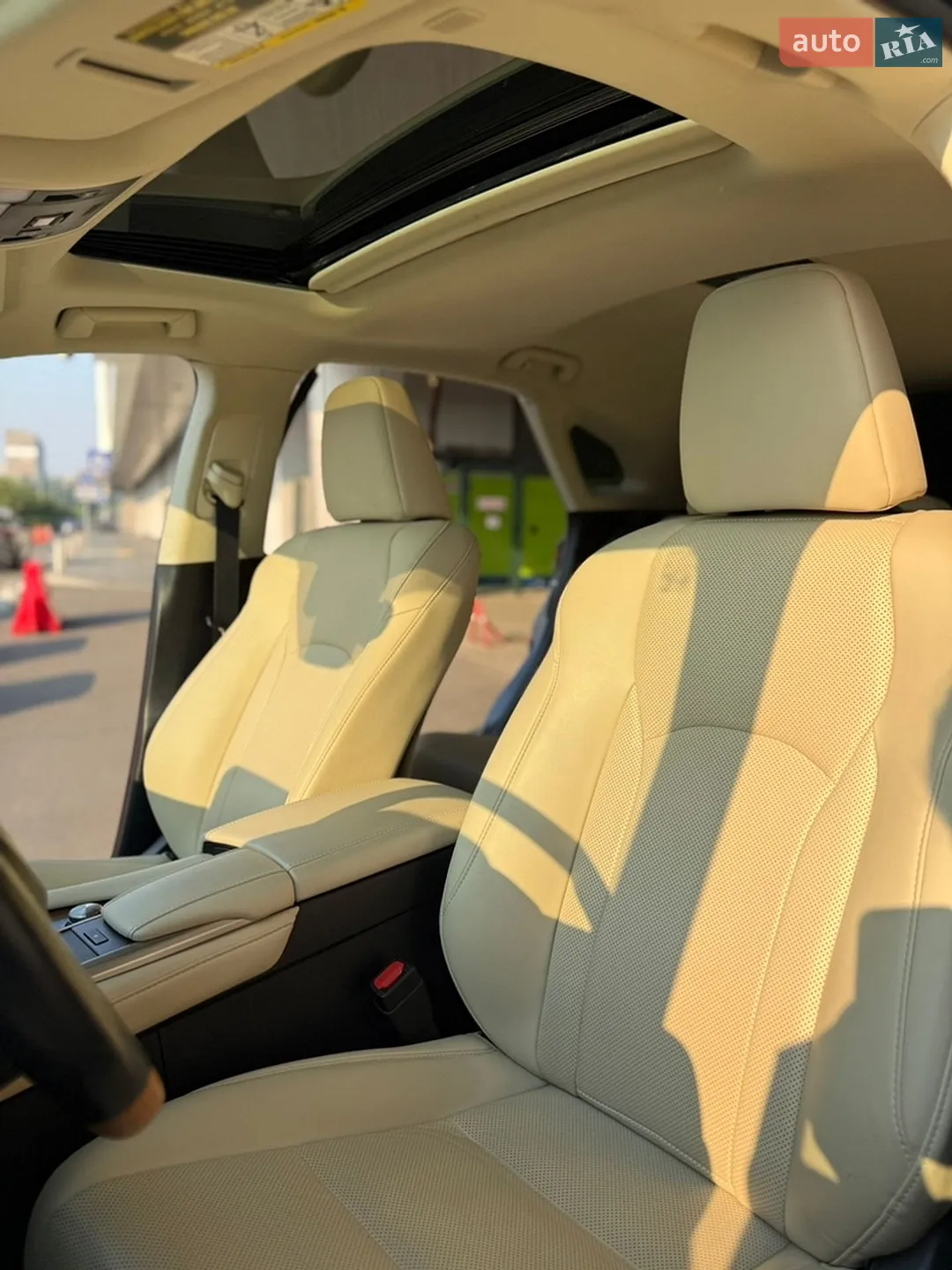 2021 Lexus RX - мініатюра 24