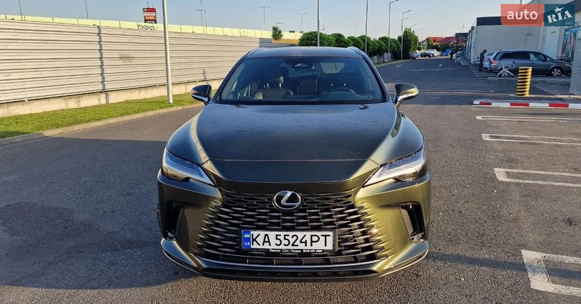 2025 Lexus RX - фото 1