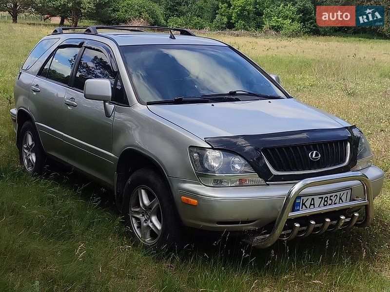 Внедорожник / Кроссовер Lexus RX 1998 в Смеле