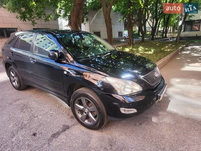 Lexus RX, фото з оголошення