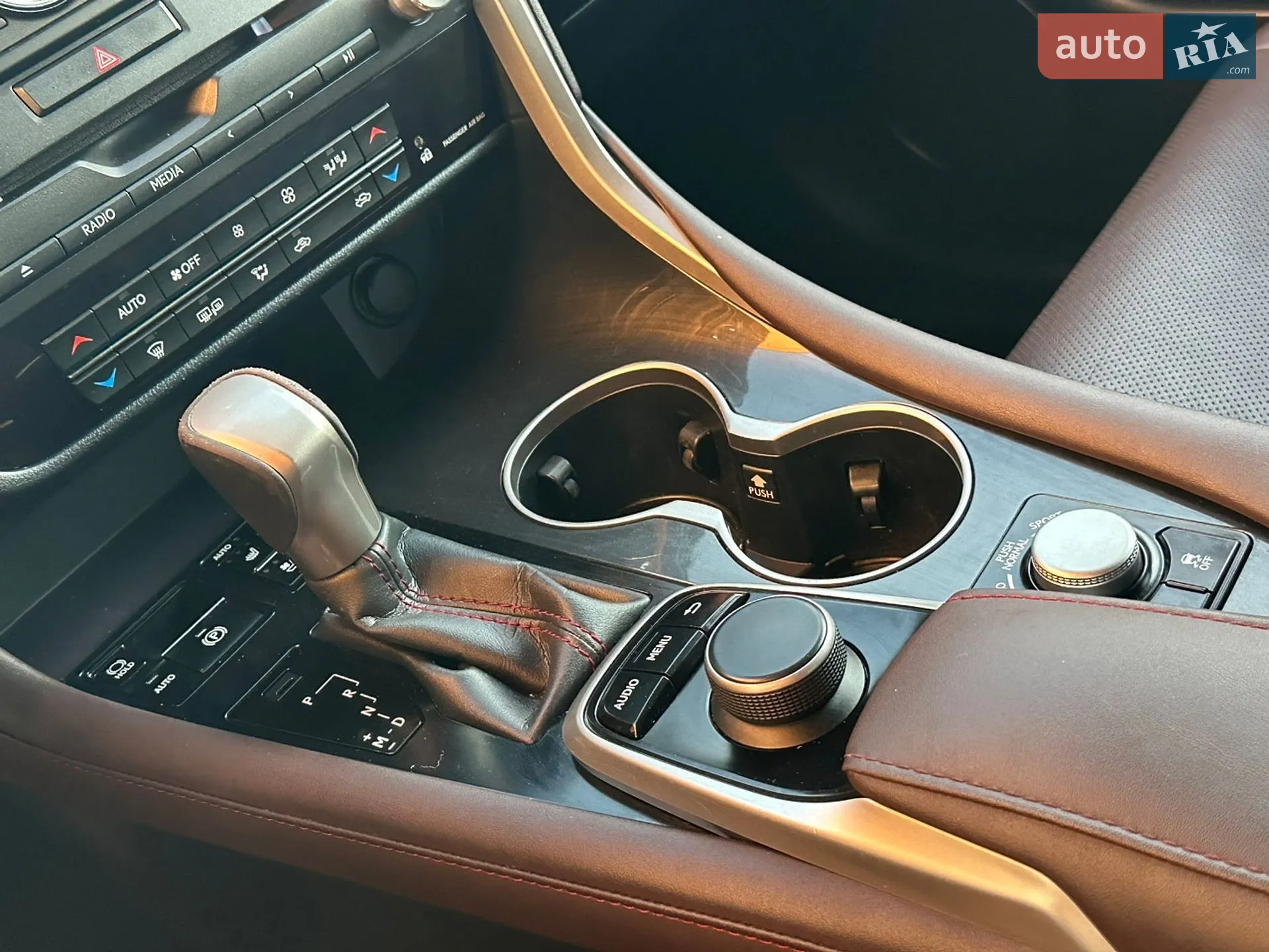 2016 Lexus RX - мініатюра 62