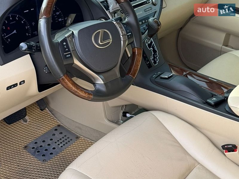 Внедорожник / Кроссовер Lexus RX 2013 в Миргороде