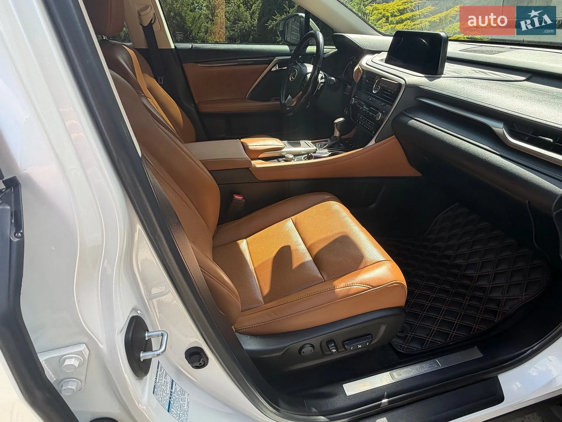 2020 Lexus RX - мініатюра 26