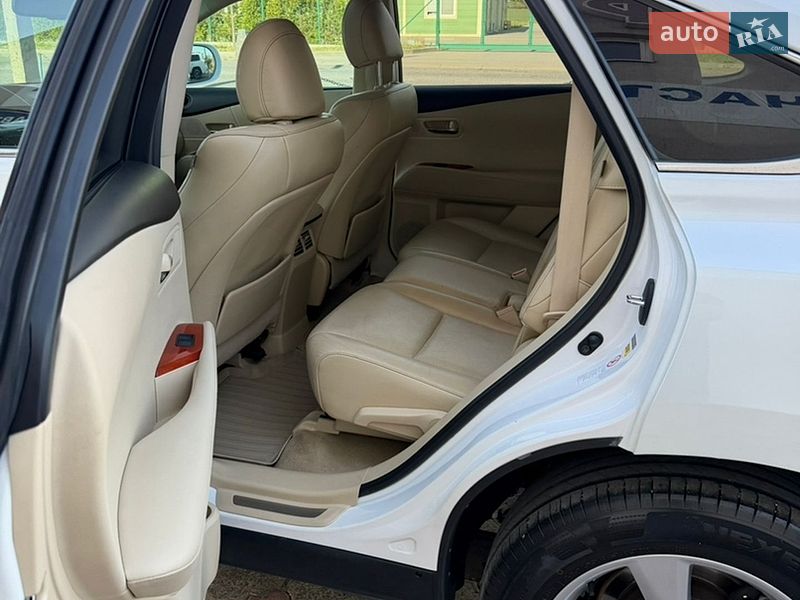 Позашляховик / Кросовер Lexus RX 2011 в Мукачевому