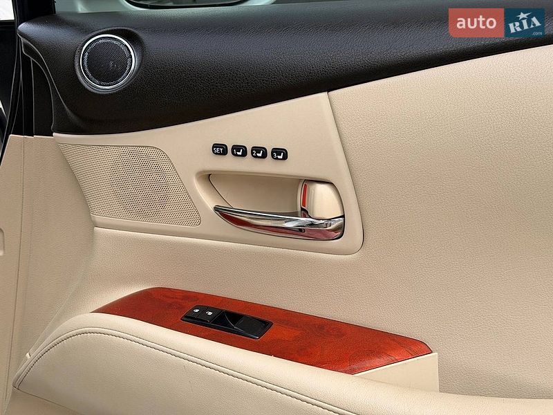Внедорожник / Кроссовер Lexus RX 2012 в Ахтырке