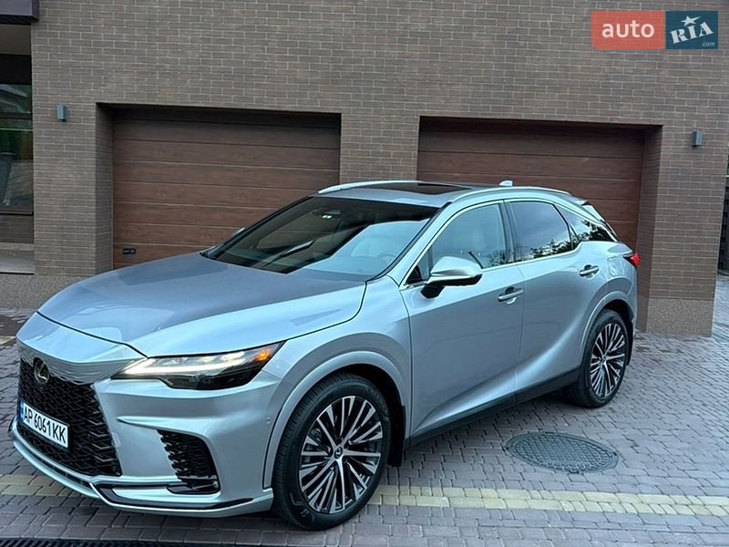 Lexus RX 2025