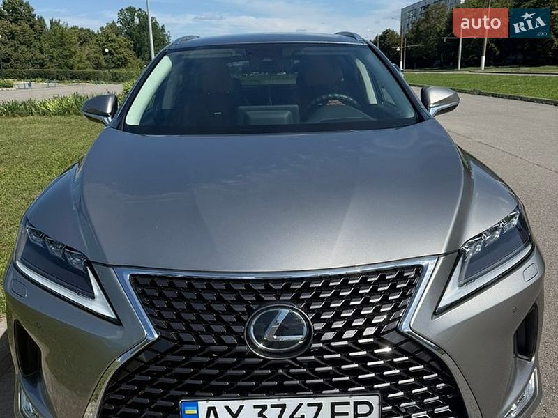 Lexus RX 2021