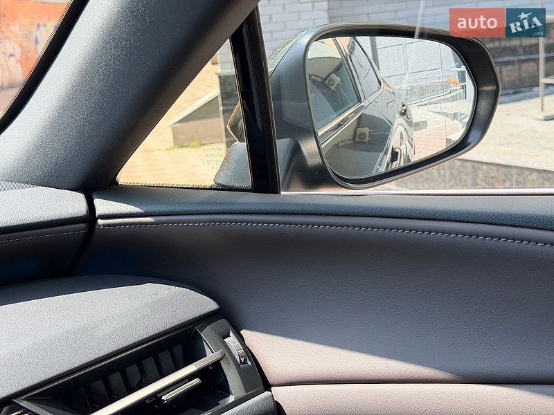 Внедорожник / Кроссовер Lexus RX 2025 в Киеве