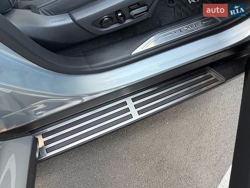 Позашляховик / Кросовер Lexus RX 2023 в Києві