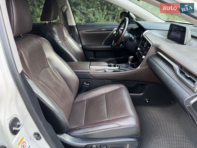 Внедорожник / Кроссовер Lexus RX 2016 в Днепре